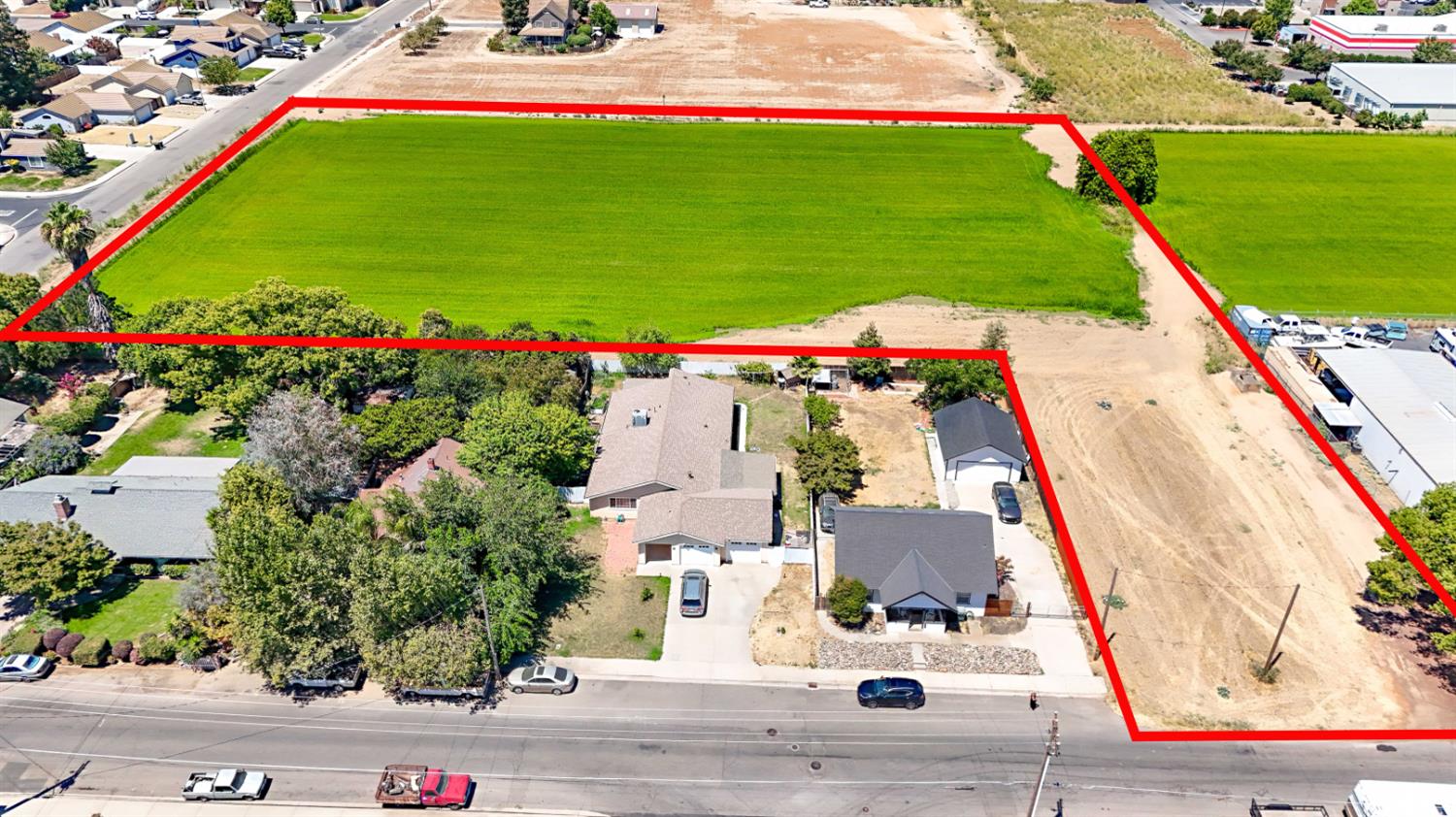 199 S Pasadena Ave, Waterford, CA 95386