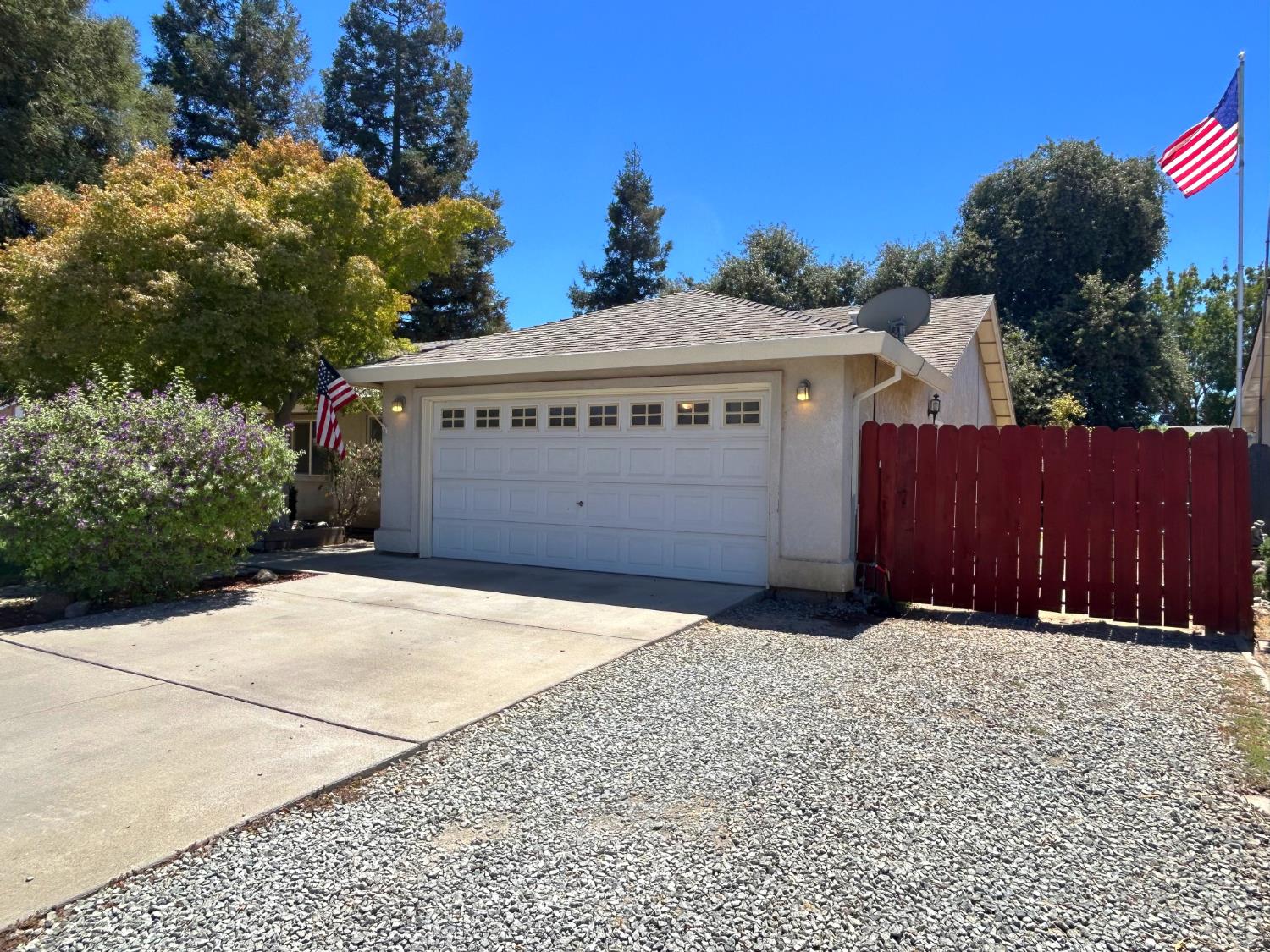 12122 Washington Rd, Waterford, CA 95386