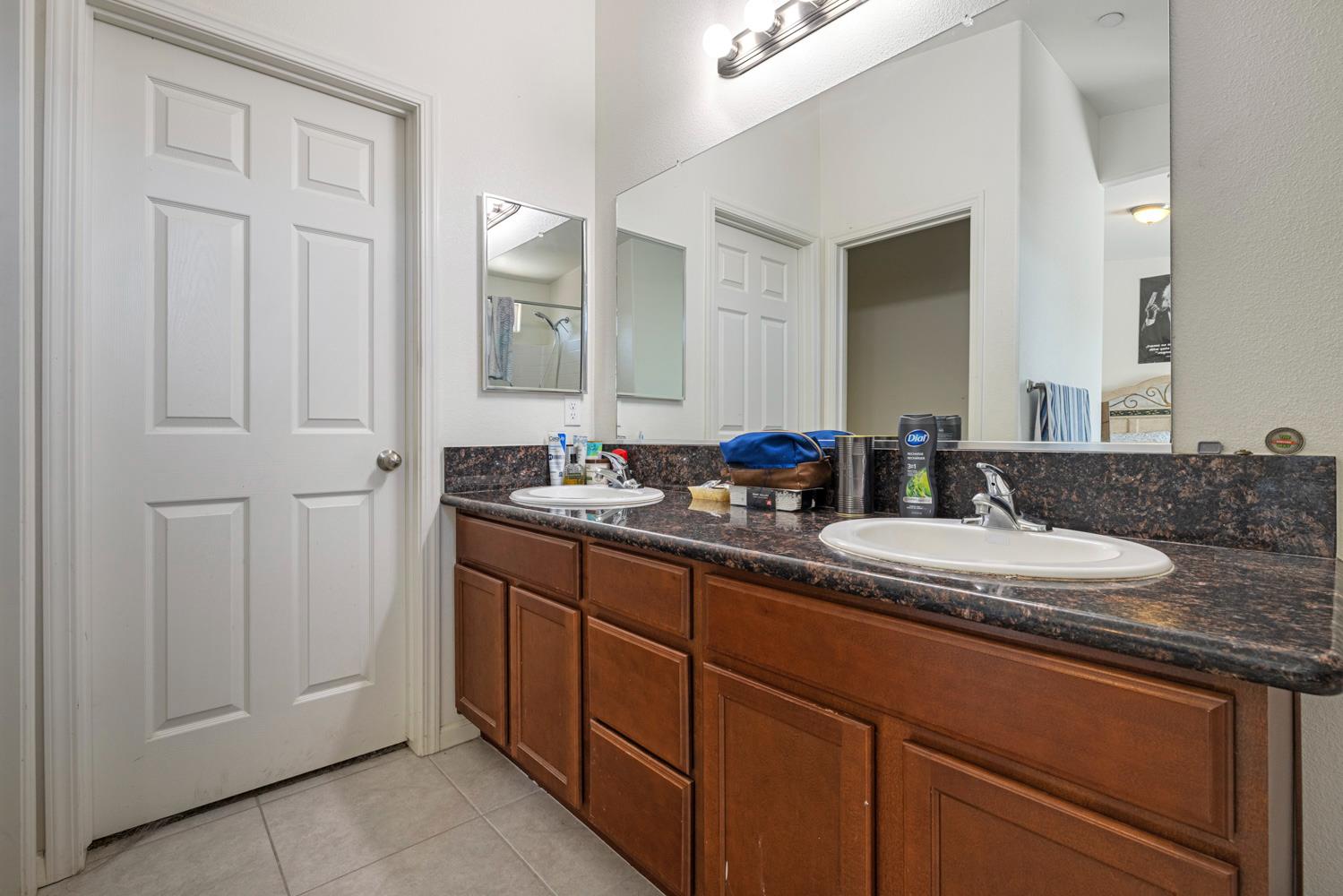 6902 Falcon Ave, Winton, CA 95388