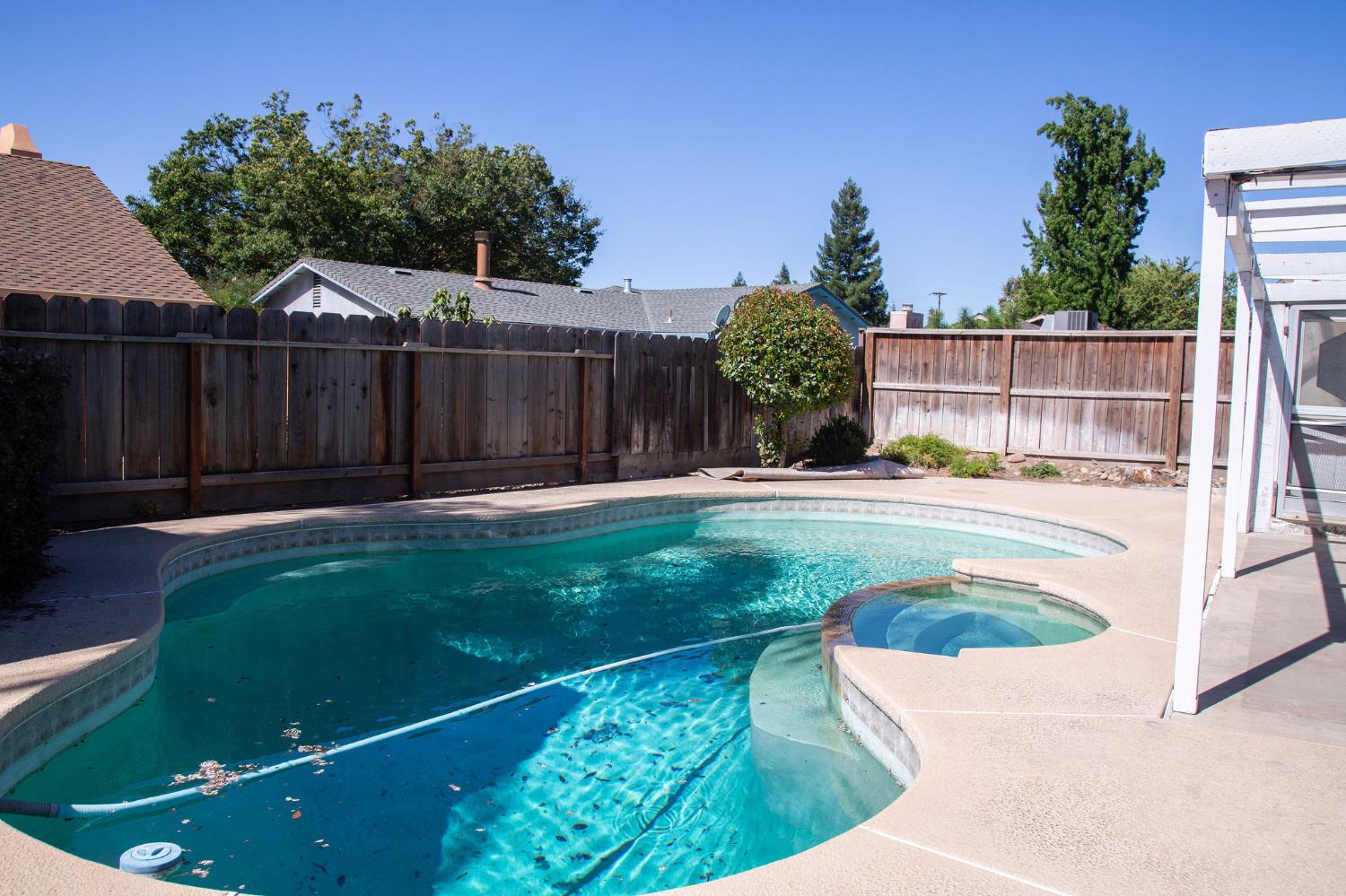 3408 Saginaw Ct, Modesto, CA 95355