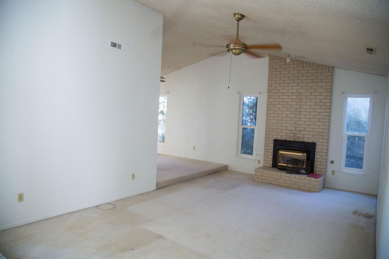 3408 Saginaw Ct, Modesto, CA 95355