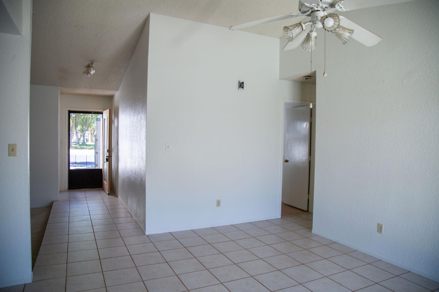 3408 Saginaw Ct, Modesto, CA 95355