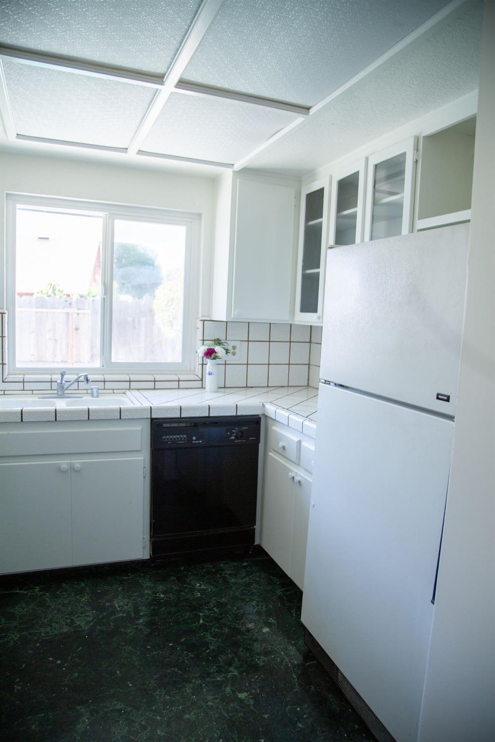 3408 Saginaw Ct, Modesto, CA 95355