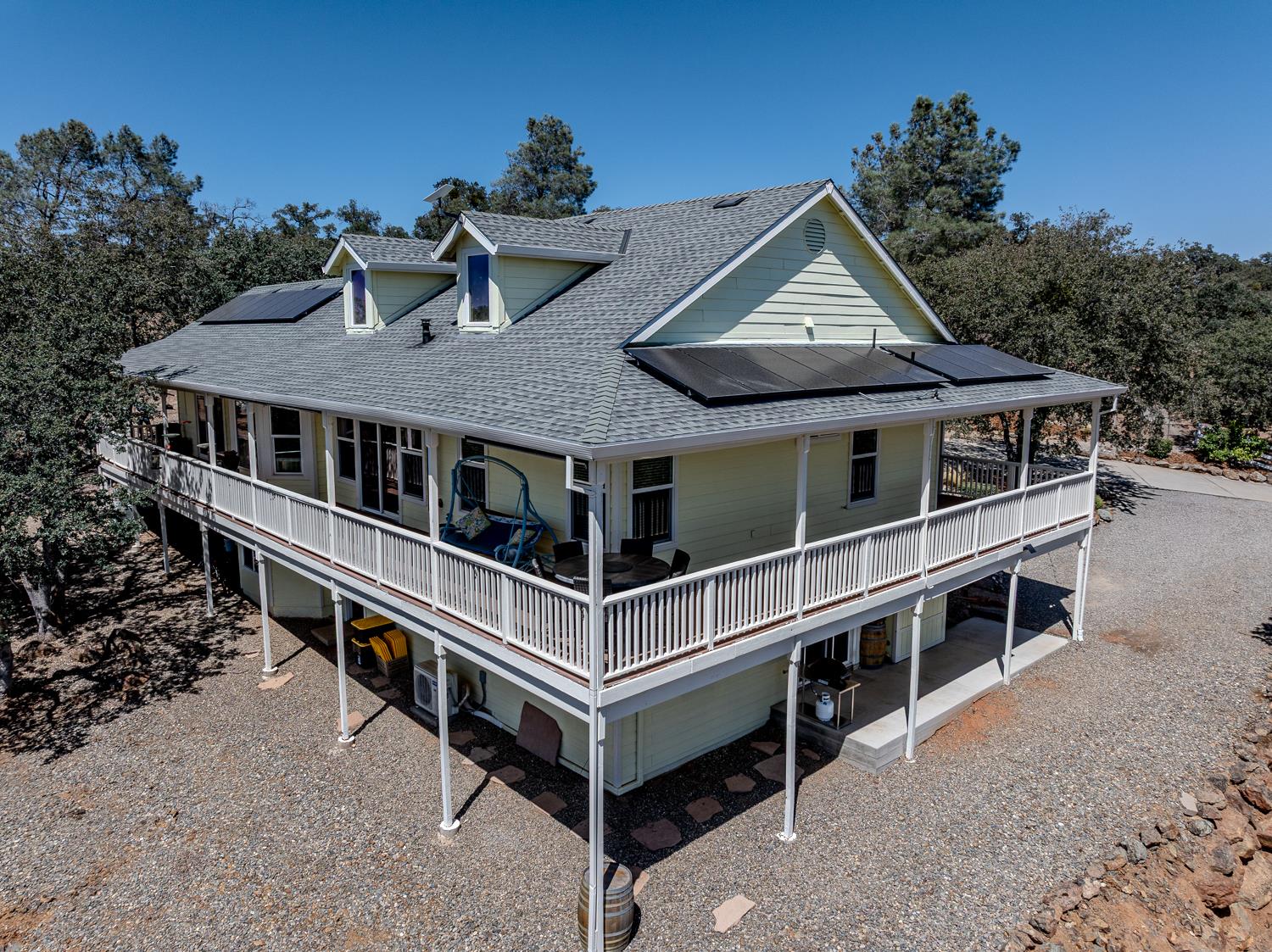 14280 Amber Ridge Dr, La Grange, CA 95329