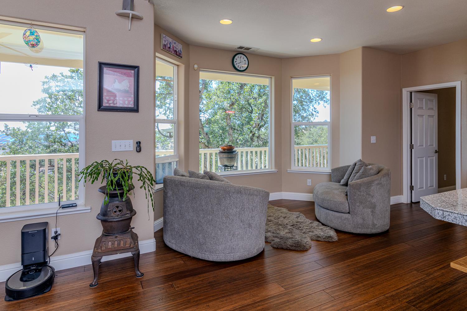 14280 Amber Ridge Dr, La Grange, CA 95329