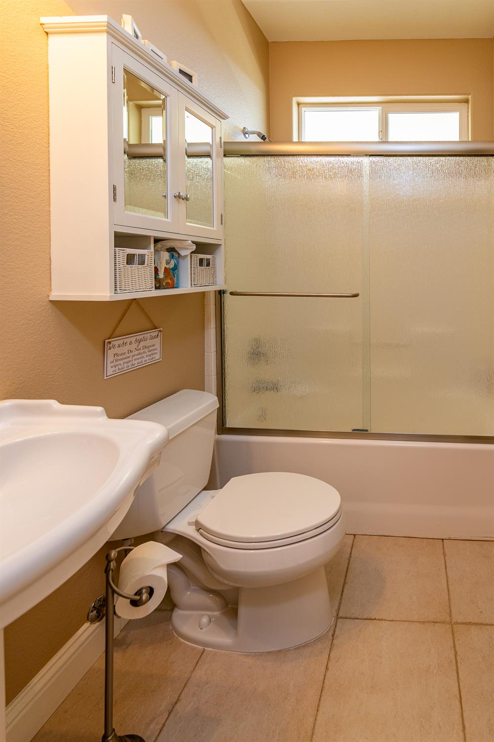 14280 Amber Ridge Dr, La Grange, CA 95329
