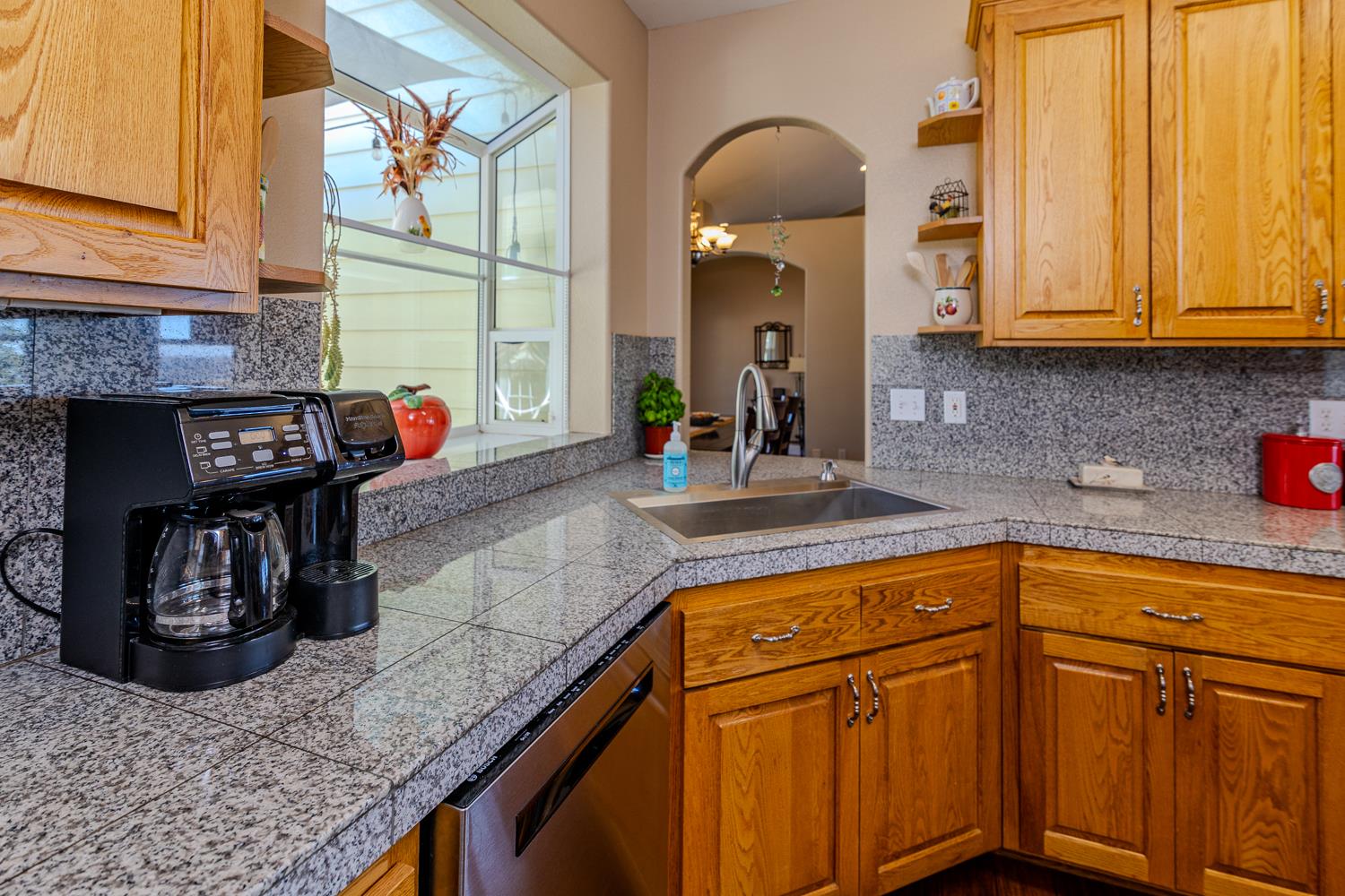 14280 Amber Ridge Dr, La Grange, CA 95329