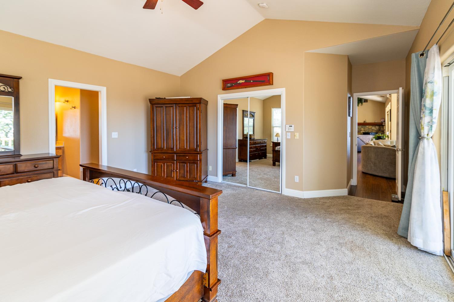 14280 Amber Ridge Dr, La Grange, CA 95329