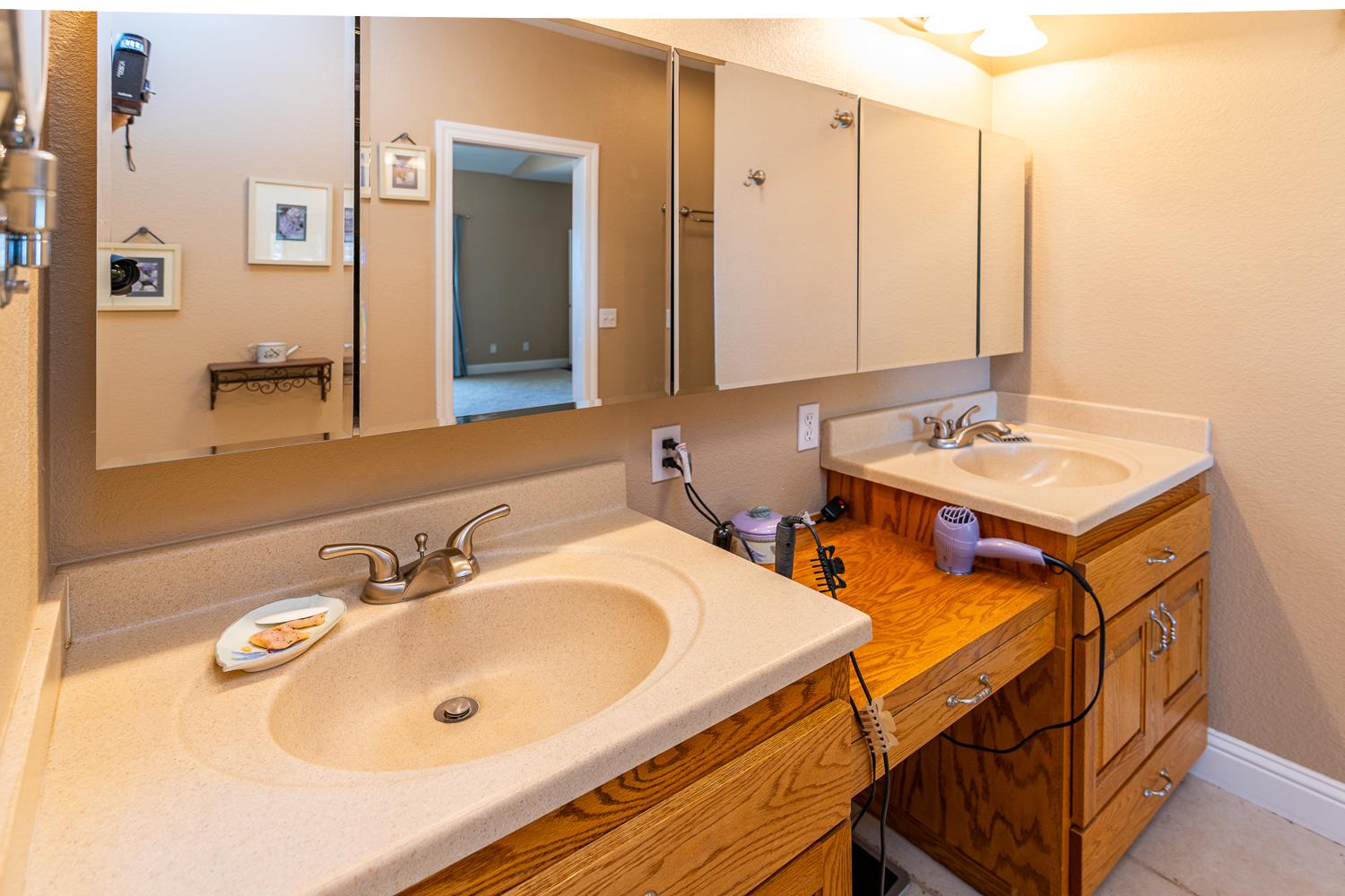 14280 Amber Ridge Dr, La Grange, CA 95329