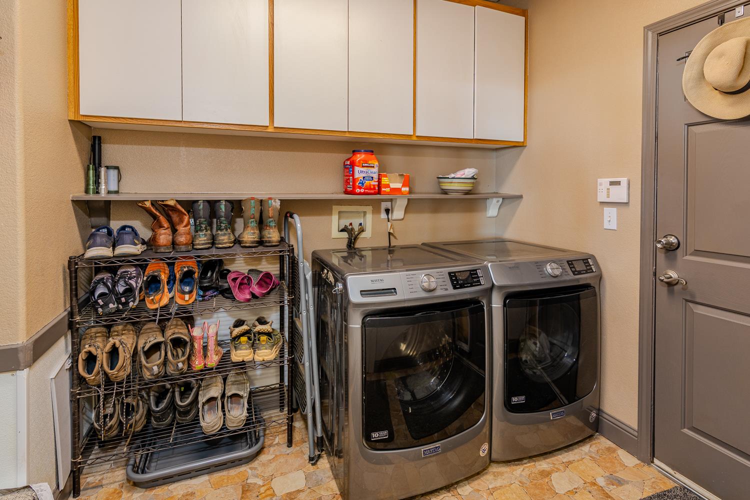 14280 Amber Ridge Dr, La Grange, CA 95329