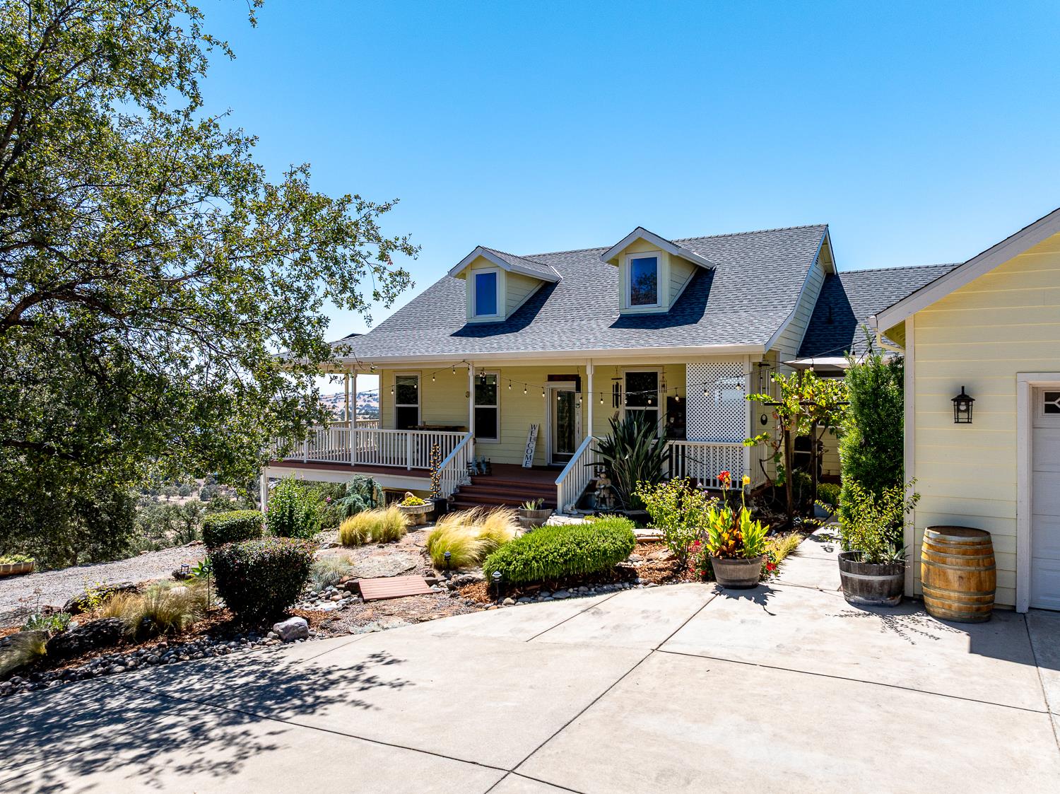 14280 Amber Ridge Dr, La Grange, CA 95329