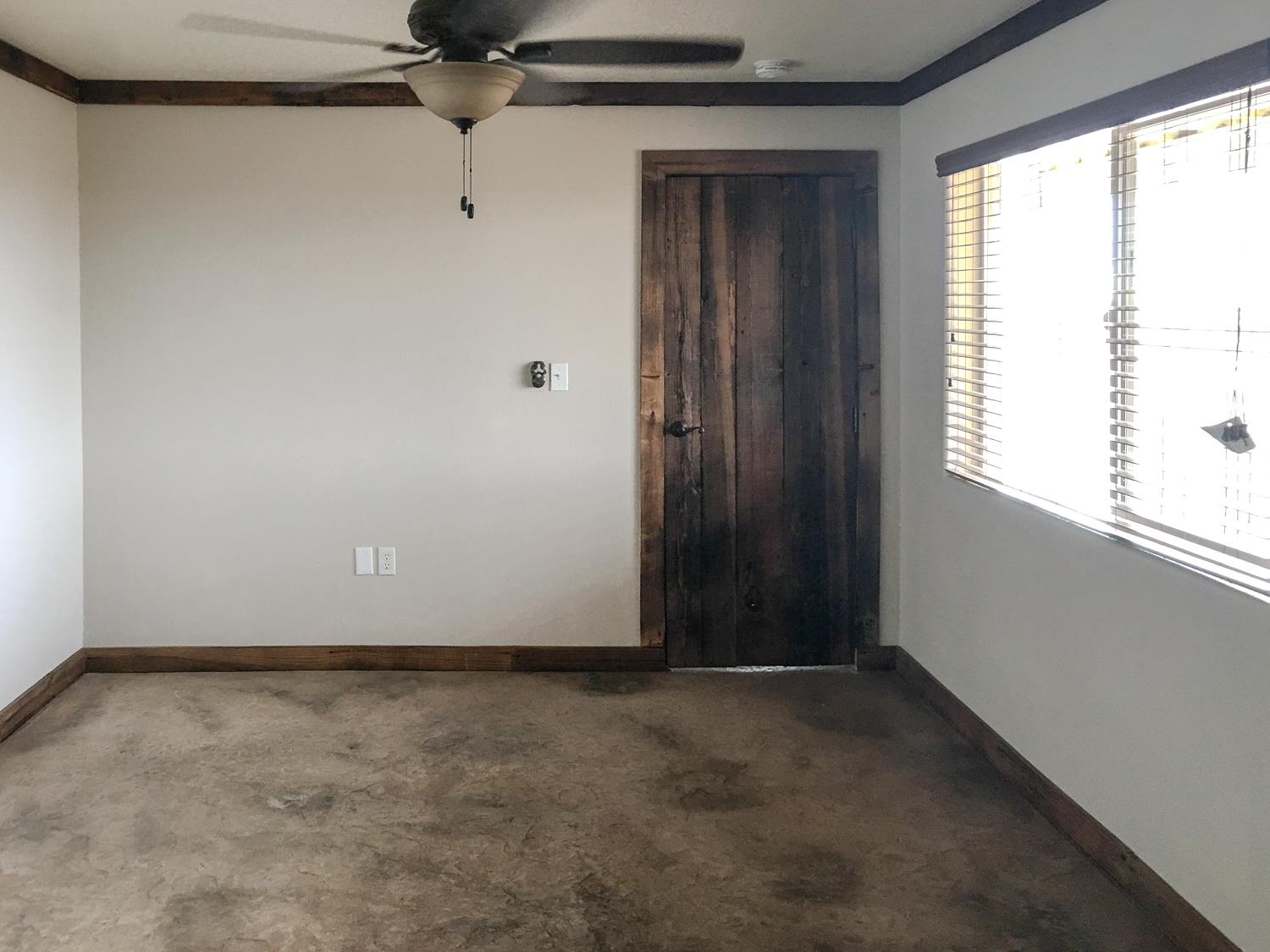 14280 Amber Ridge Dr, La Grange, CA 95329