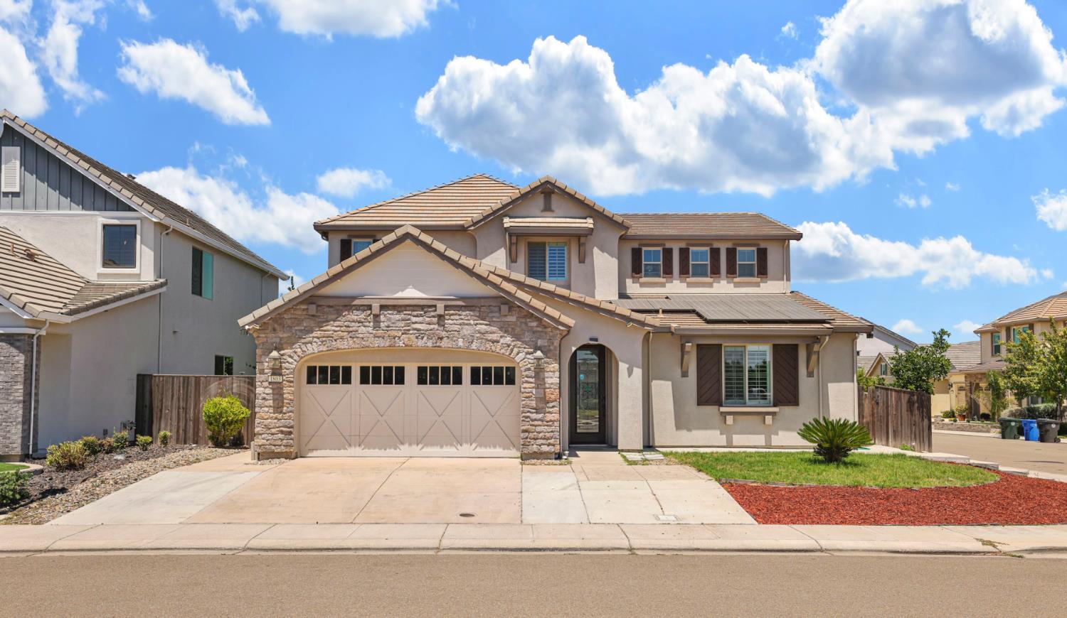 1803 Coit St, Manteca, CA 95337