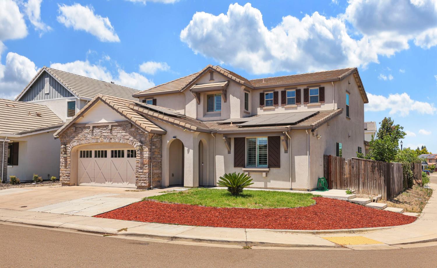 1803 Coit St, Manteca, CA 95337