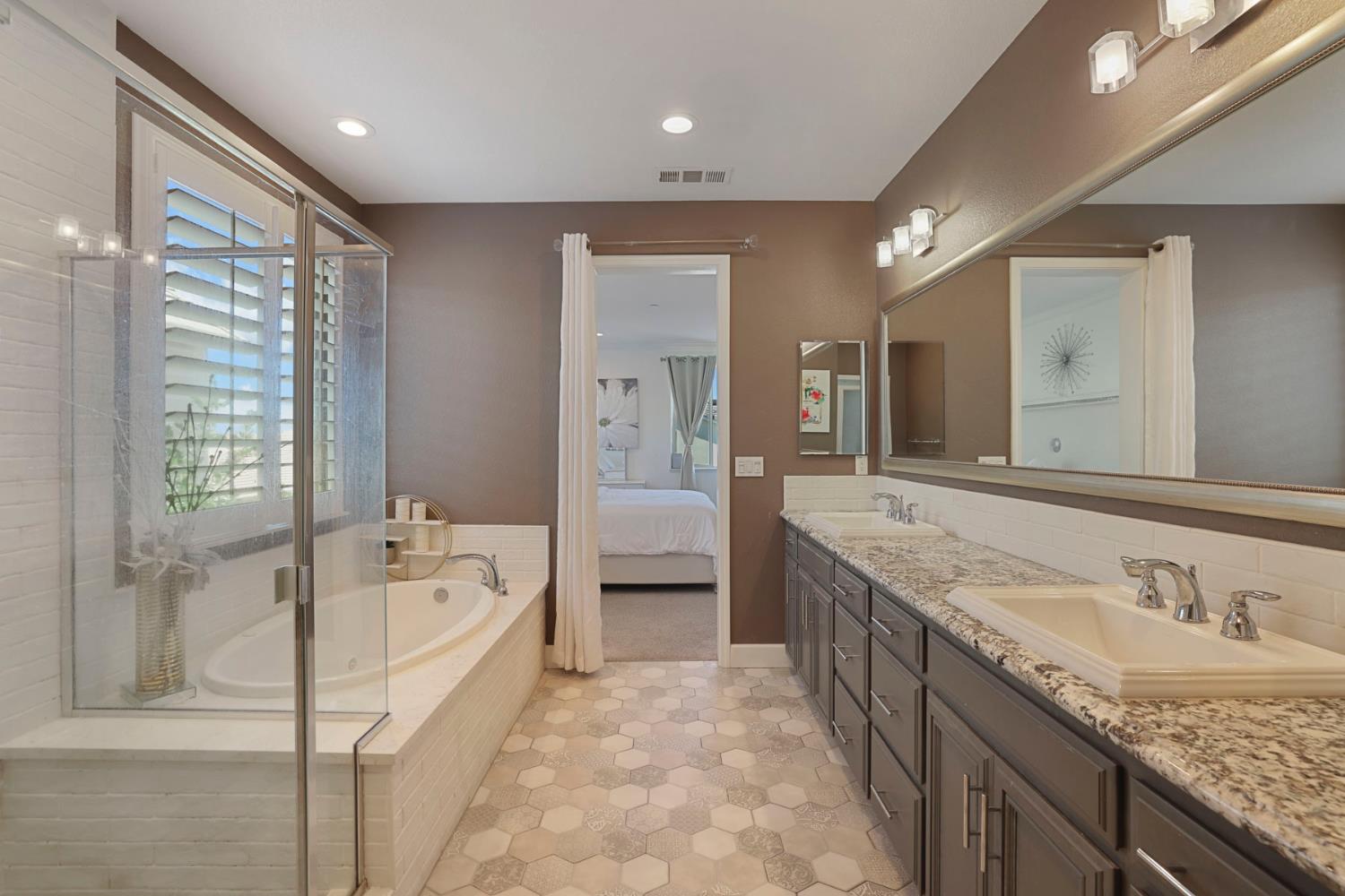 1803 Coit St, Manteca, CA 95337