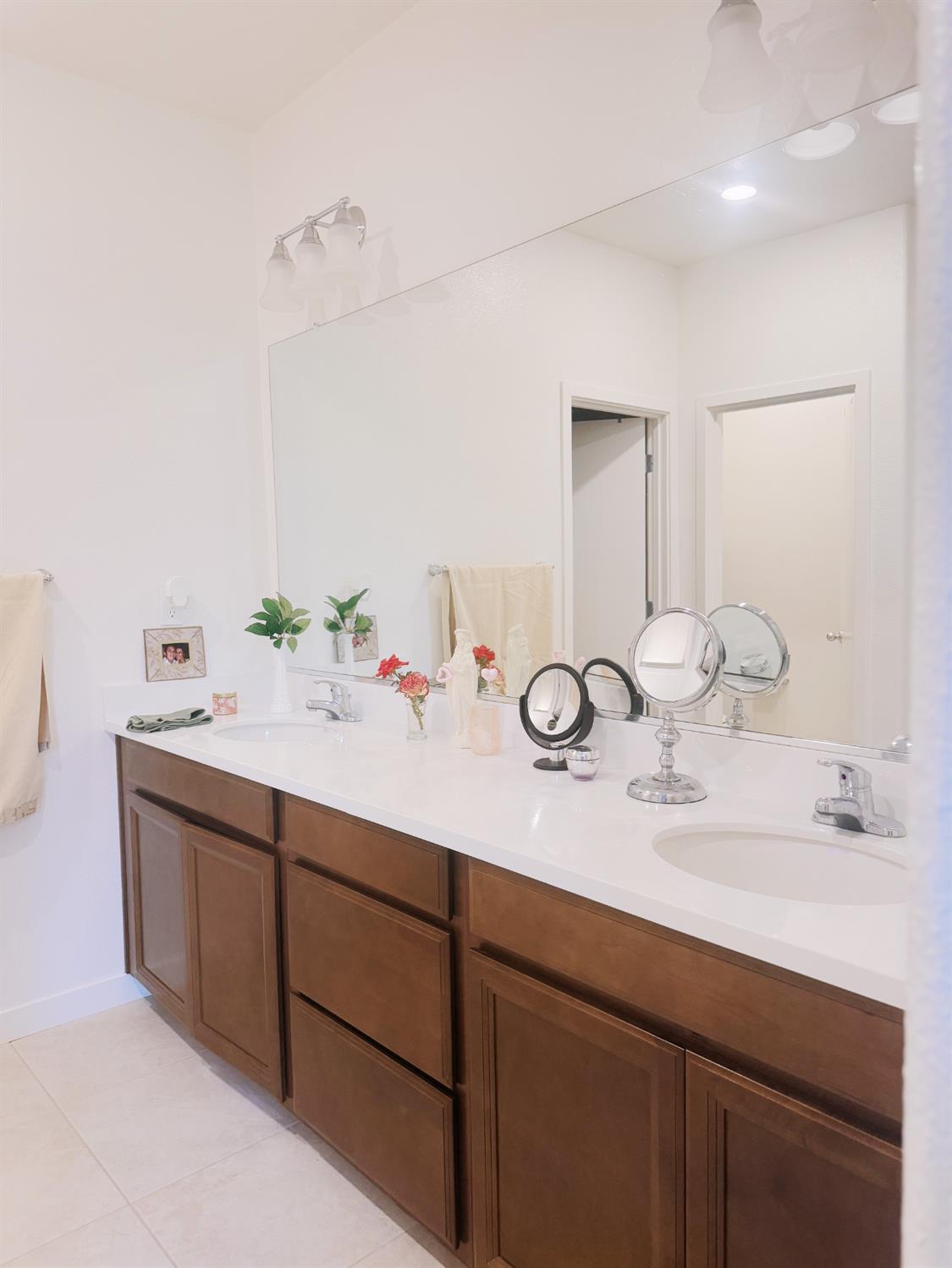 2013 Marciochi Ct, Los Banos, CA 93635