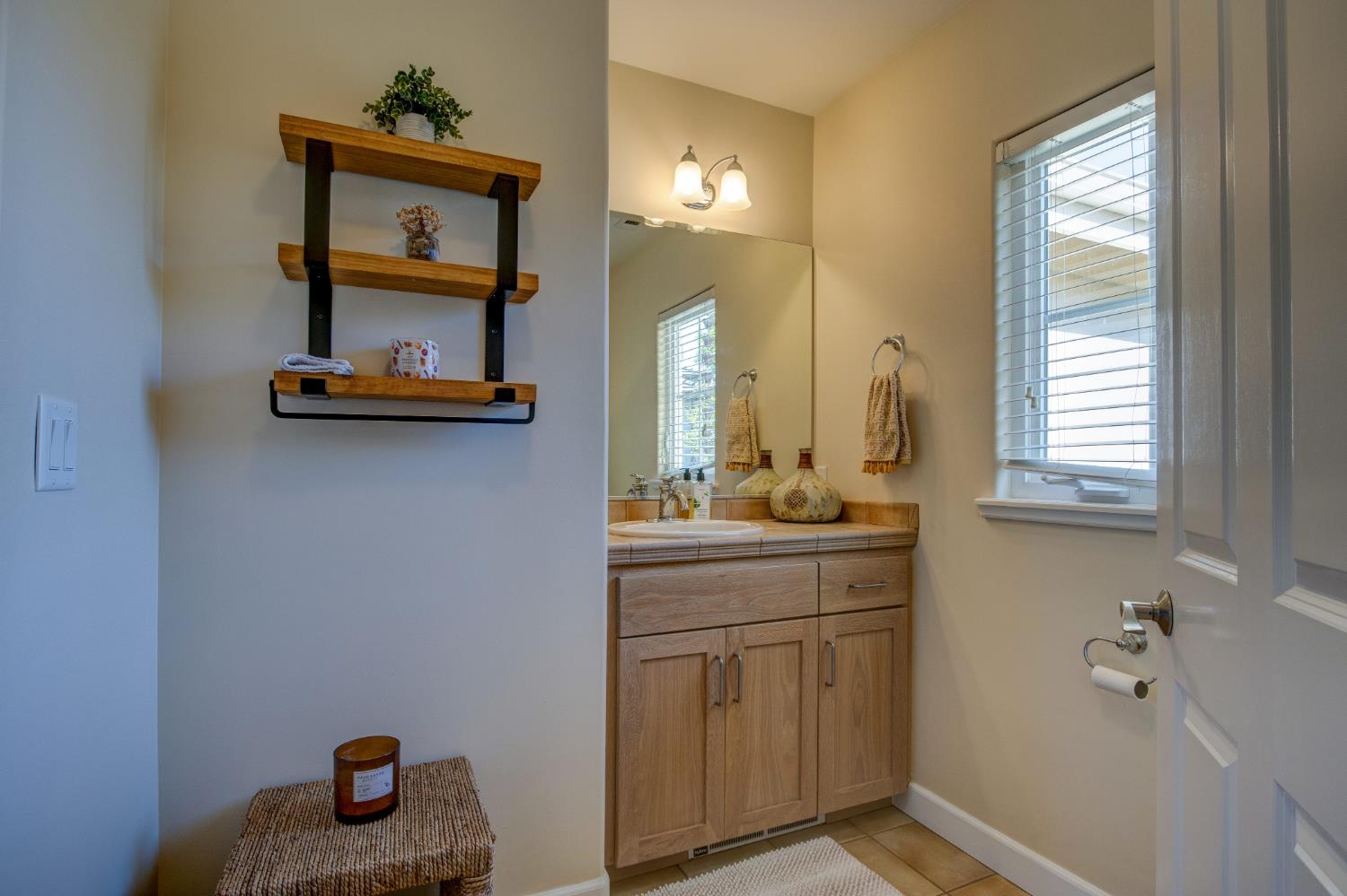168 Blue Oak Ct, Copperopolis, CA 95228