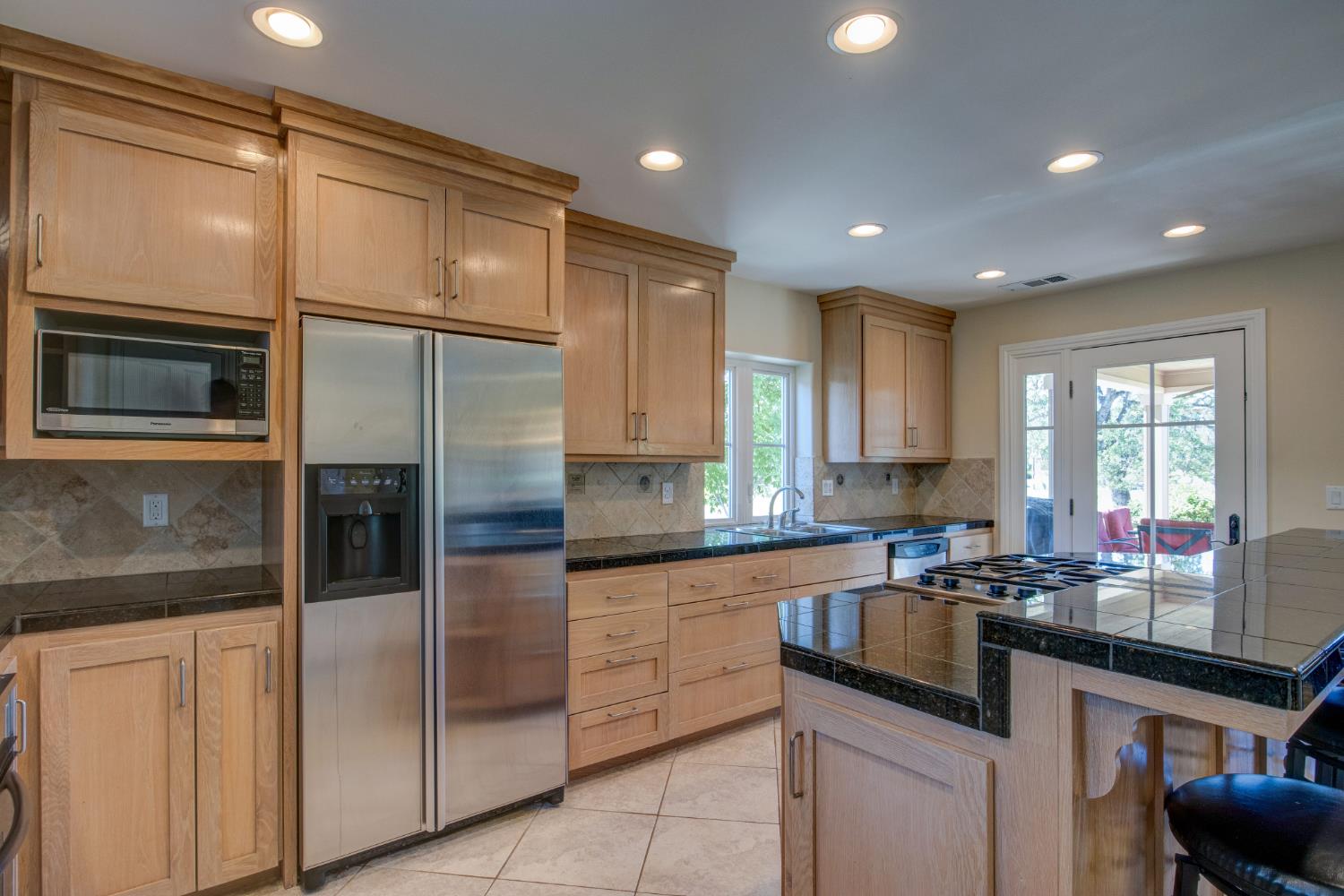 168 Blue Oak Ct, Copperopolis, CA 95228