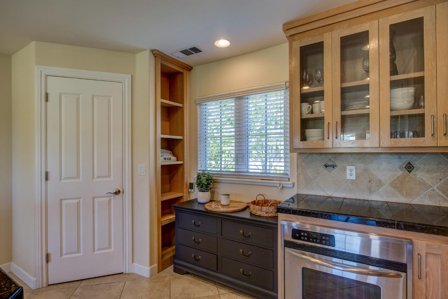 168 Blue Oak Ct, Copperopolis, CA 95228