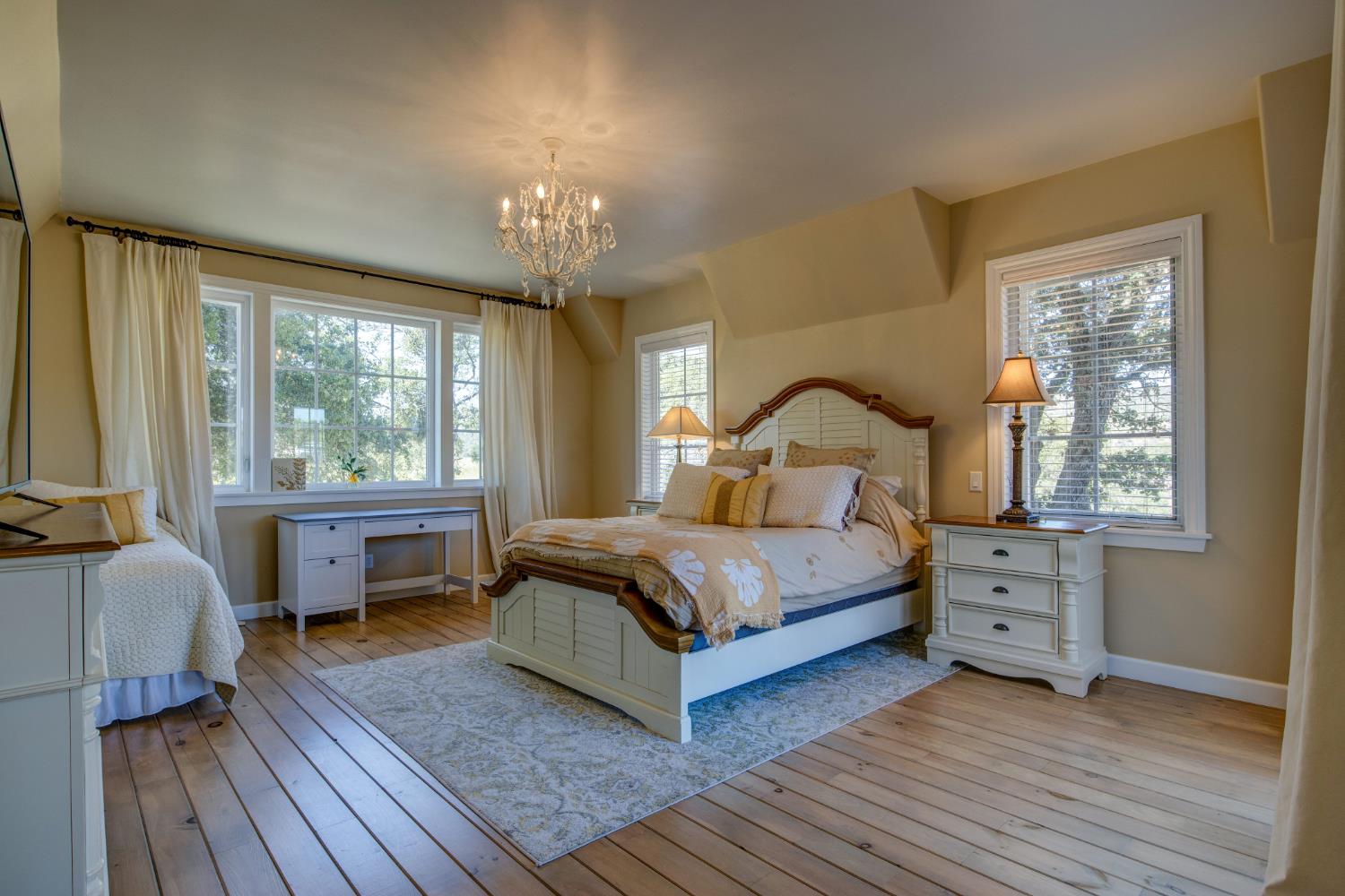 168 Blue Oak Ct, Copperopolis, CA 95228