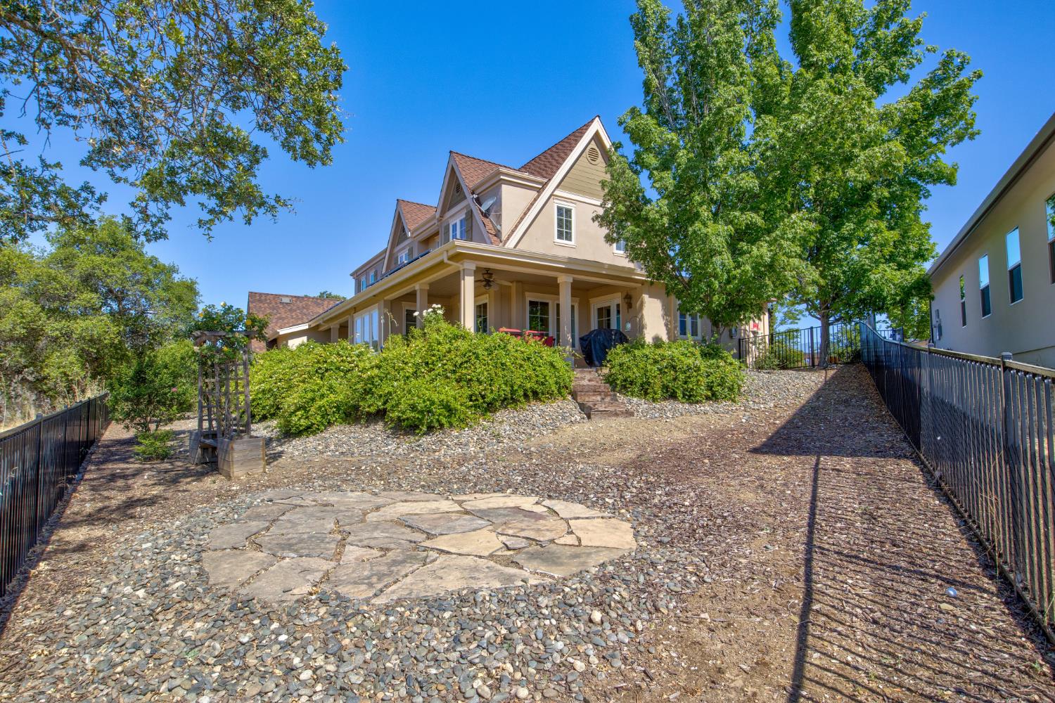 168 Blue Oak Ct, Copperopolis, CA 95228