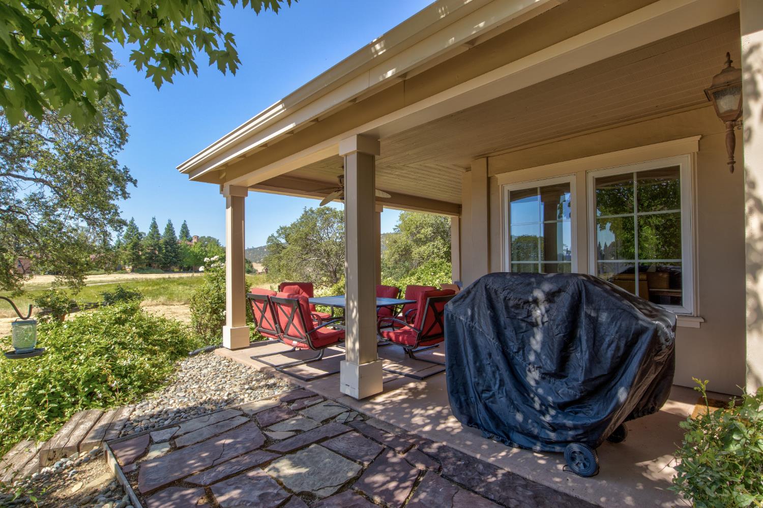 168 Blue Oak Ct, Copperopolis, CA 95228