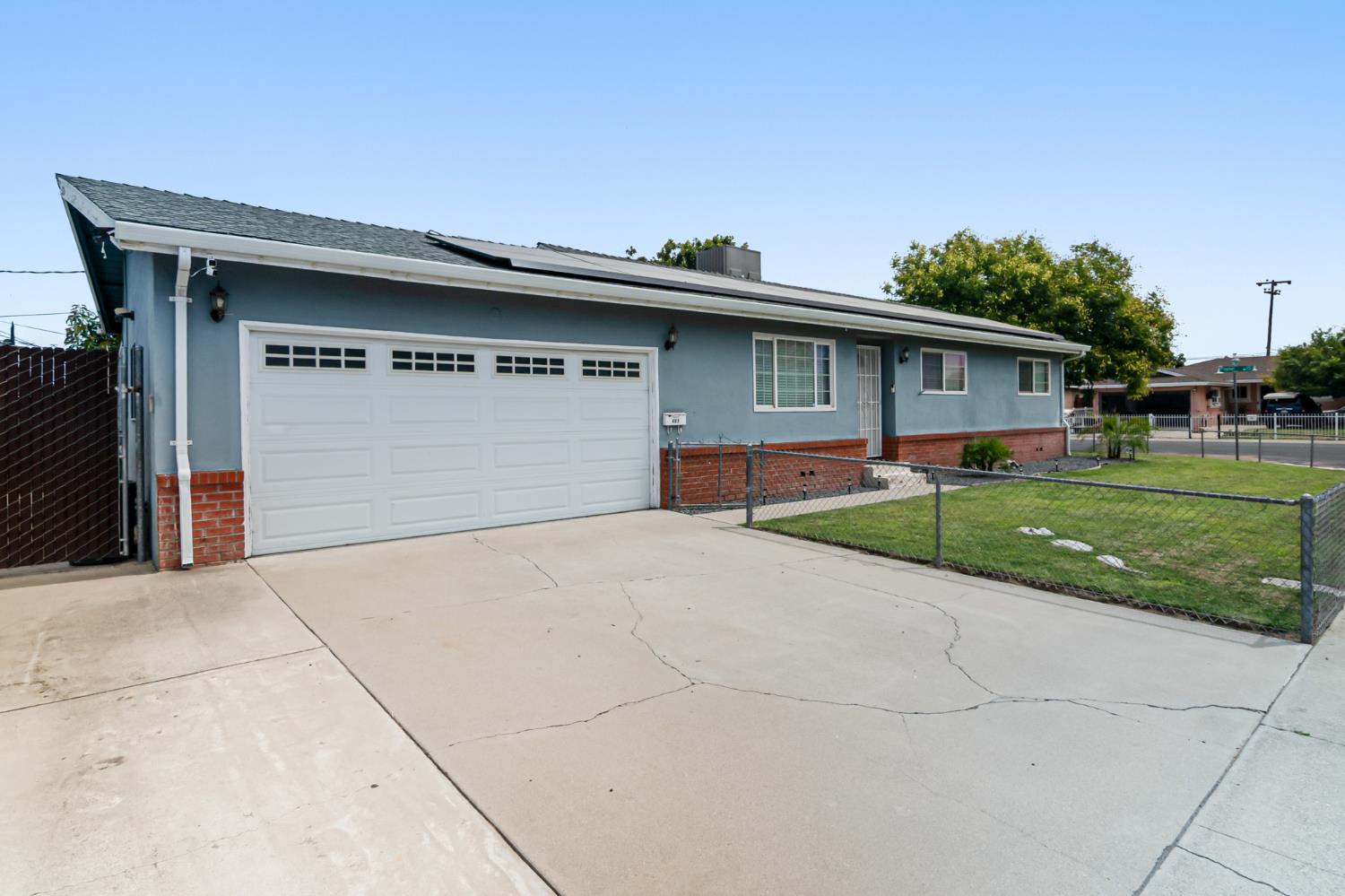 401 Amador Cir, Manteca, CA 95336