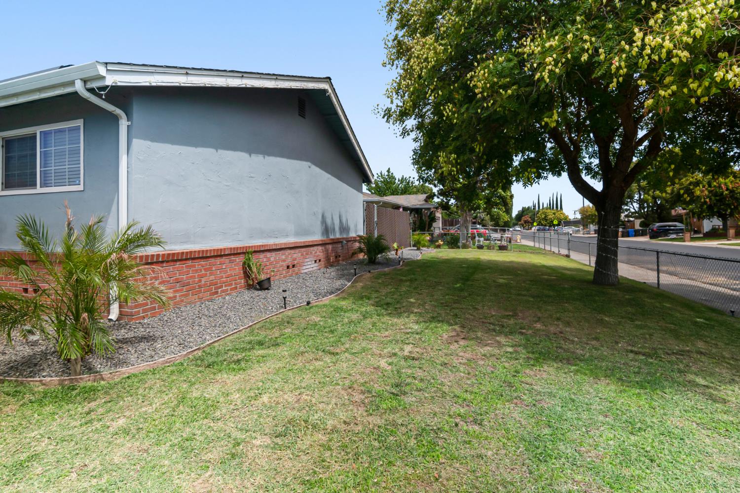401 Amador Cir, Manteca, CA 95336