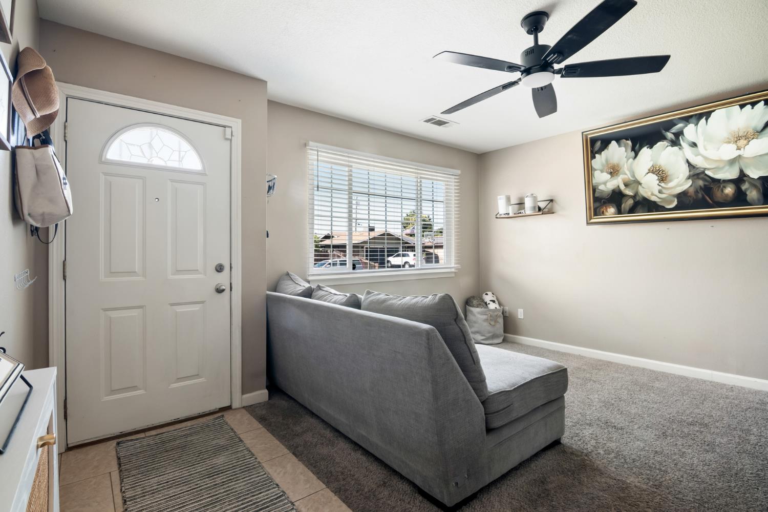 401 Amador Cir, Manteca, CA 95336