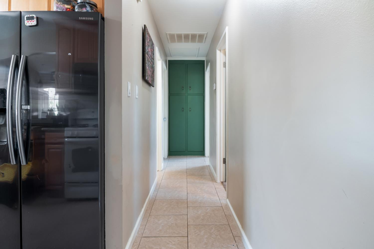 401 Amador Cir, Manteca, CA 95336