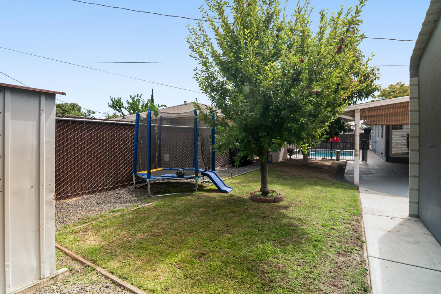 401 Amador Cir, Manteca, CA 95336