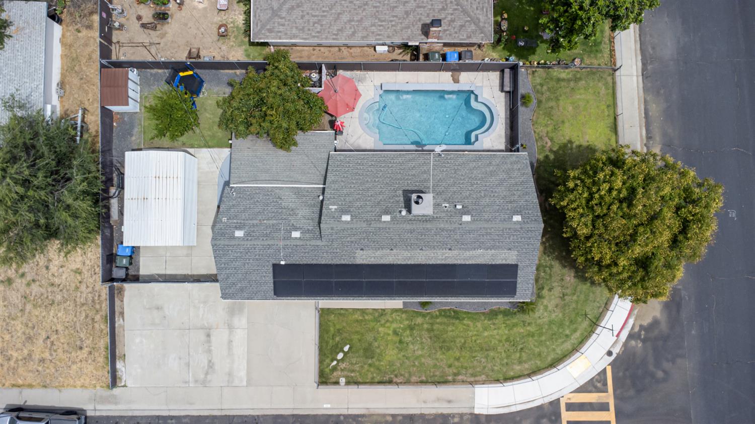 401 Amador Cir, Manteca, CA 95336