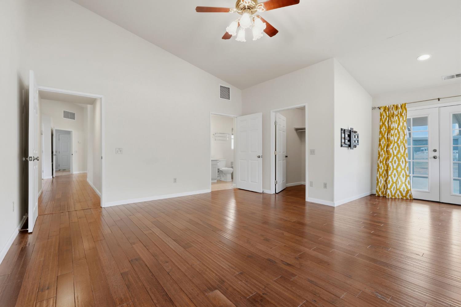33485 Globe Dr, Springville, CA 93265