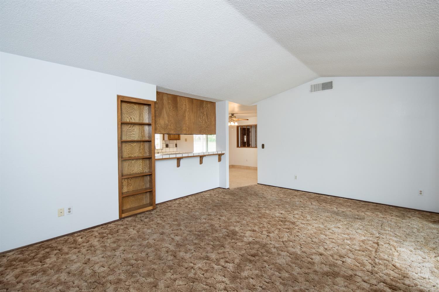 2004 Nadine Ave, Ceres, CA 95351