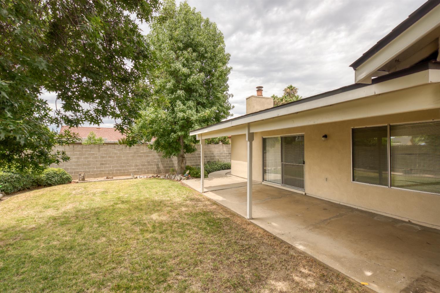 2004 Nadine Ave, Ceres, CA 95351