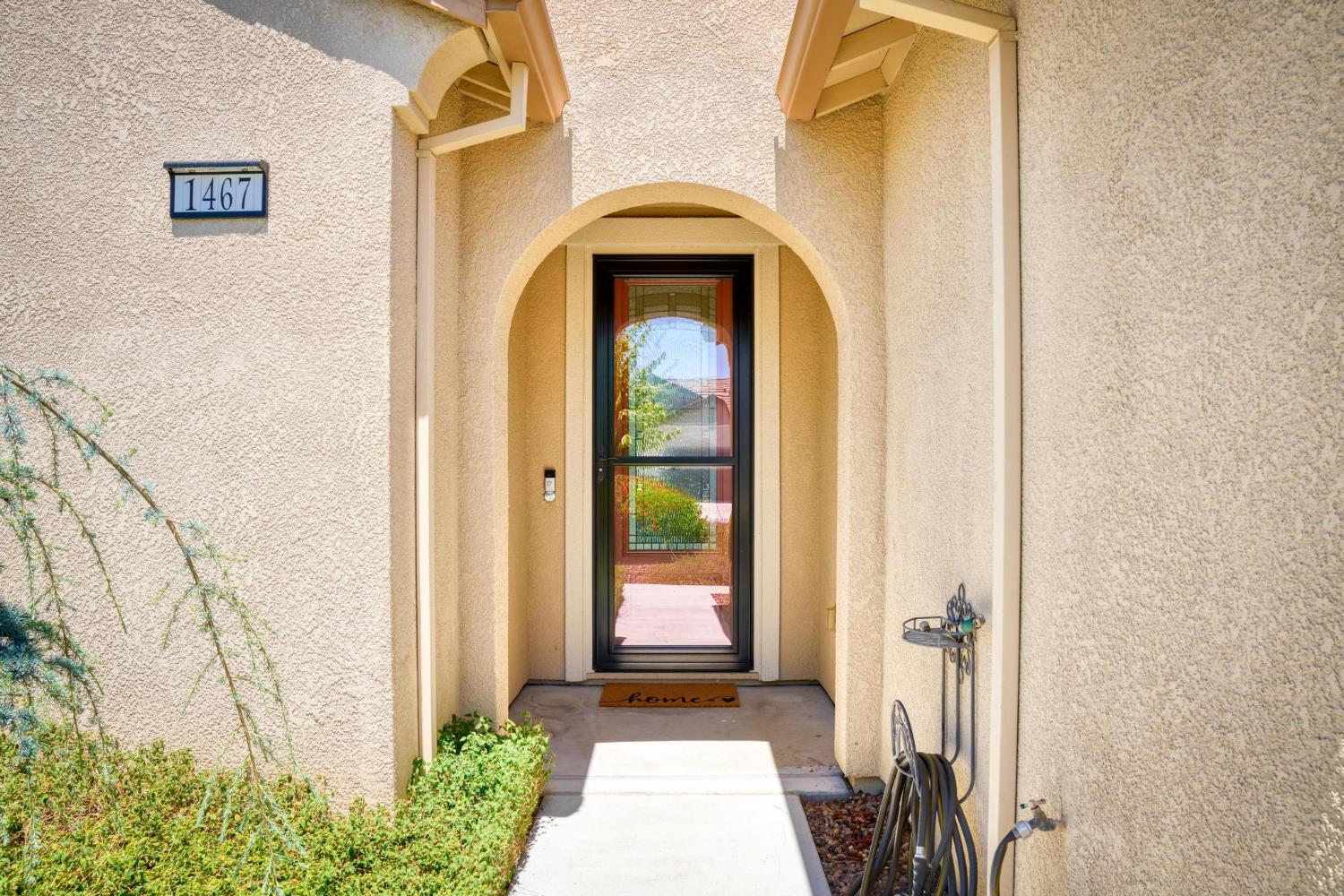 1467 Chestnut Hill, Manteca, CA 95336
