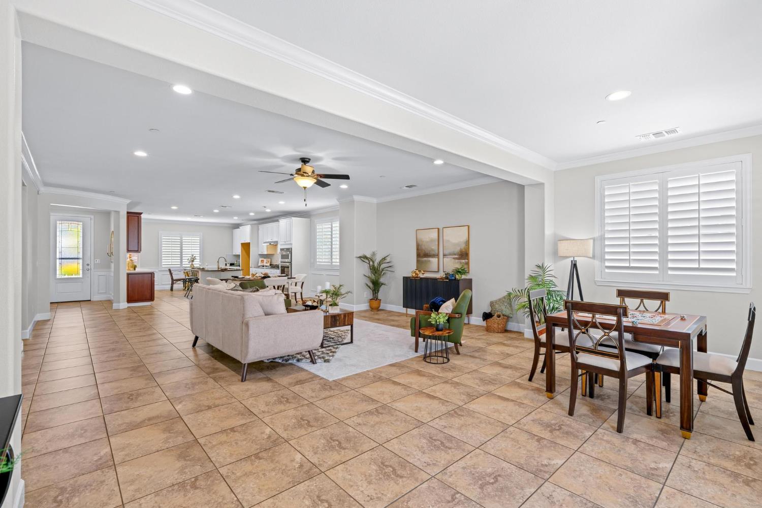 1467 Chestnut Hill, Manteca, CA 95336