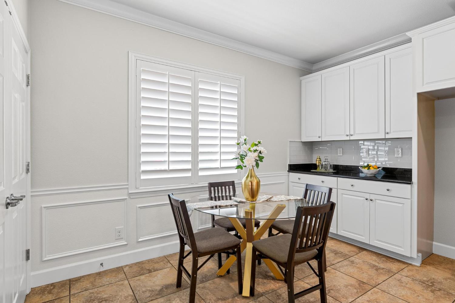 1467 Chestnut Hill, Manteca, CA 95336