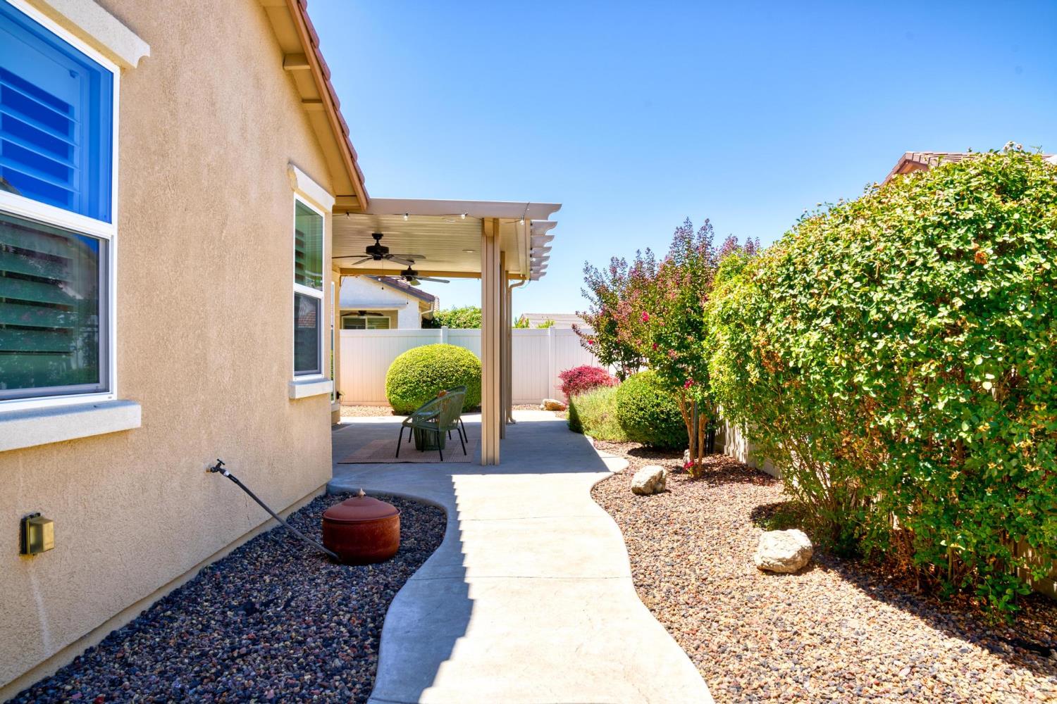 1467 Chestnut Hill, Manteca, CA 95336