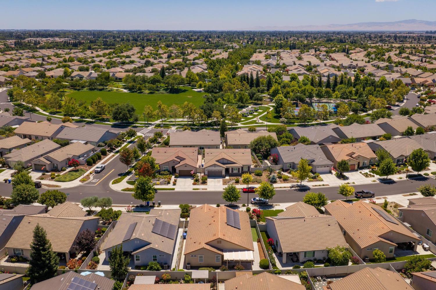 1467 Chestnut Hill, Manteca, CA 95336