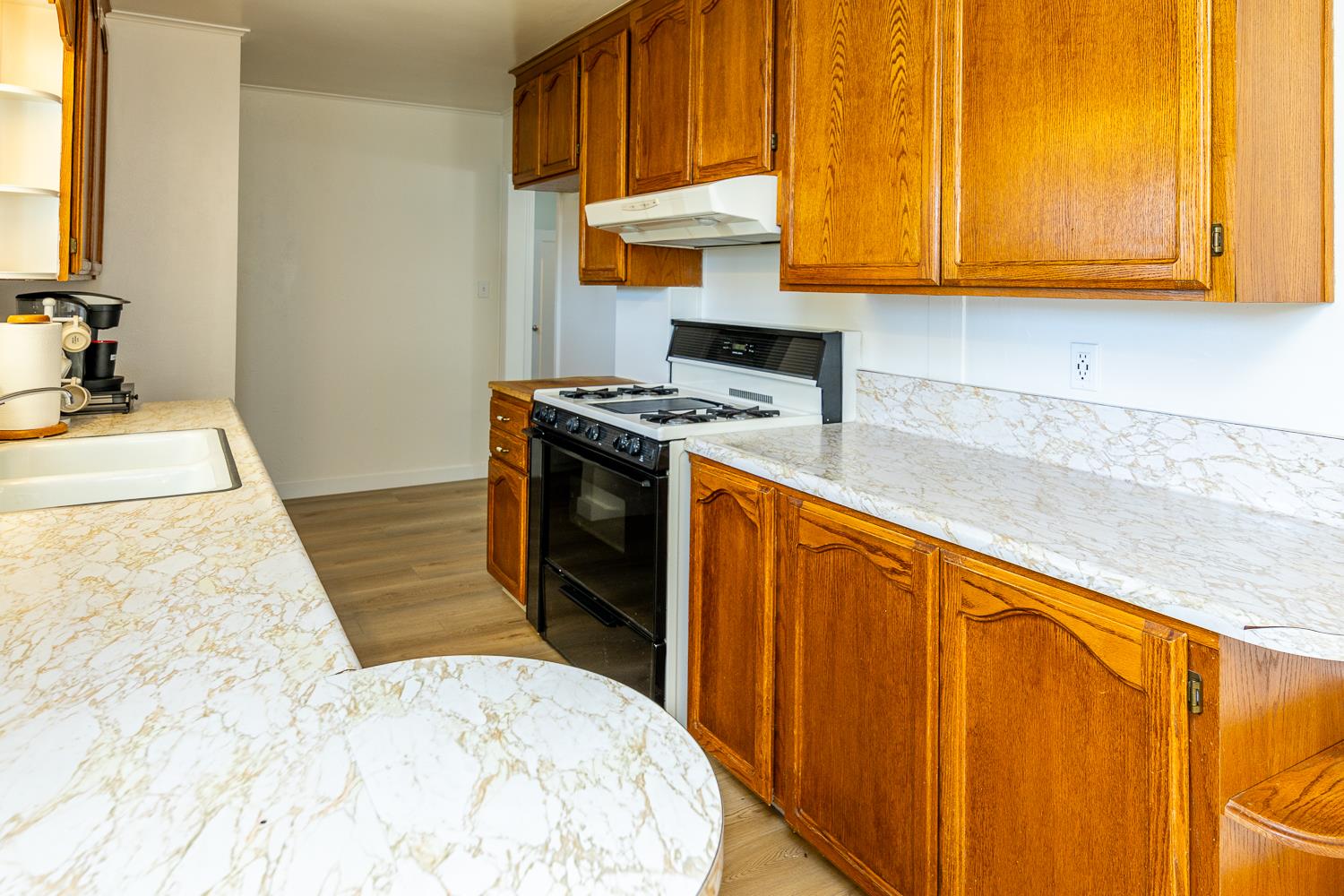 1409 Stockton Ave, Modesto, CA 95358