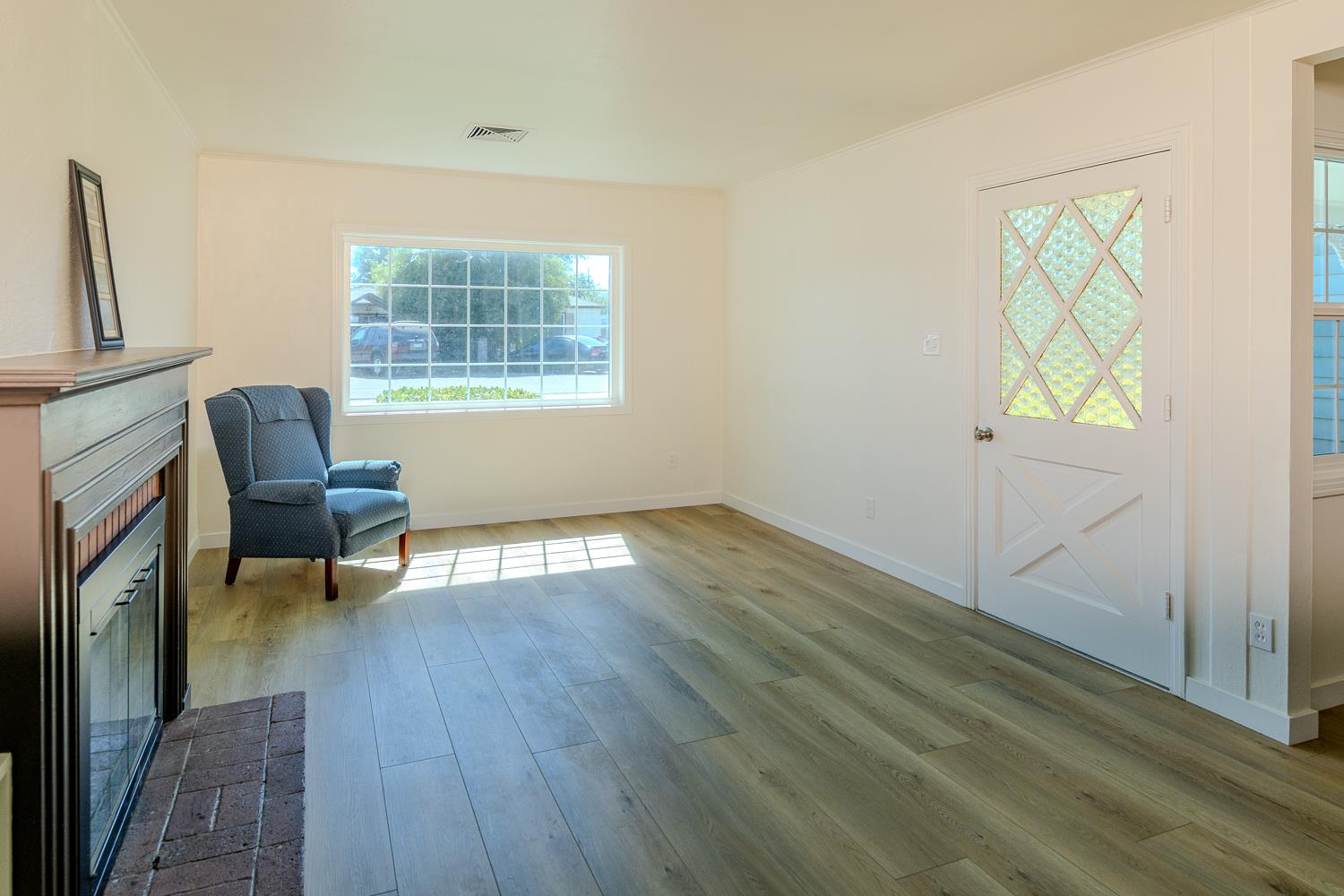 1409 Stockton Ave, Modesto, CA 95358