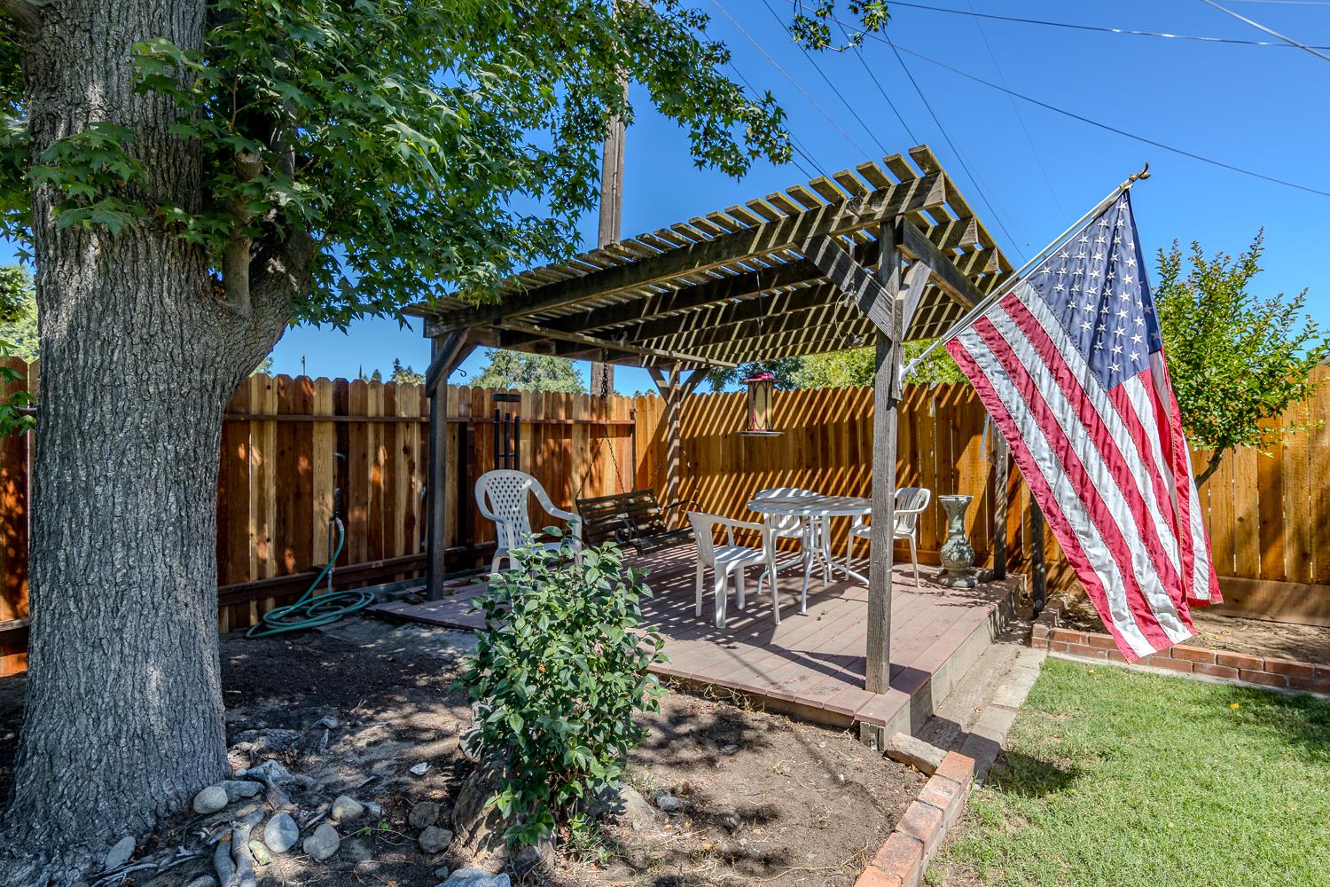 1409 Stockton Ave, Modesto, CA 95358