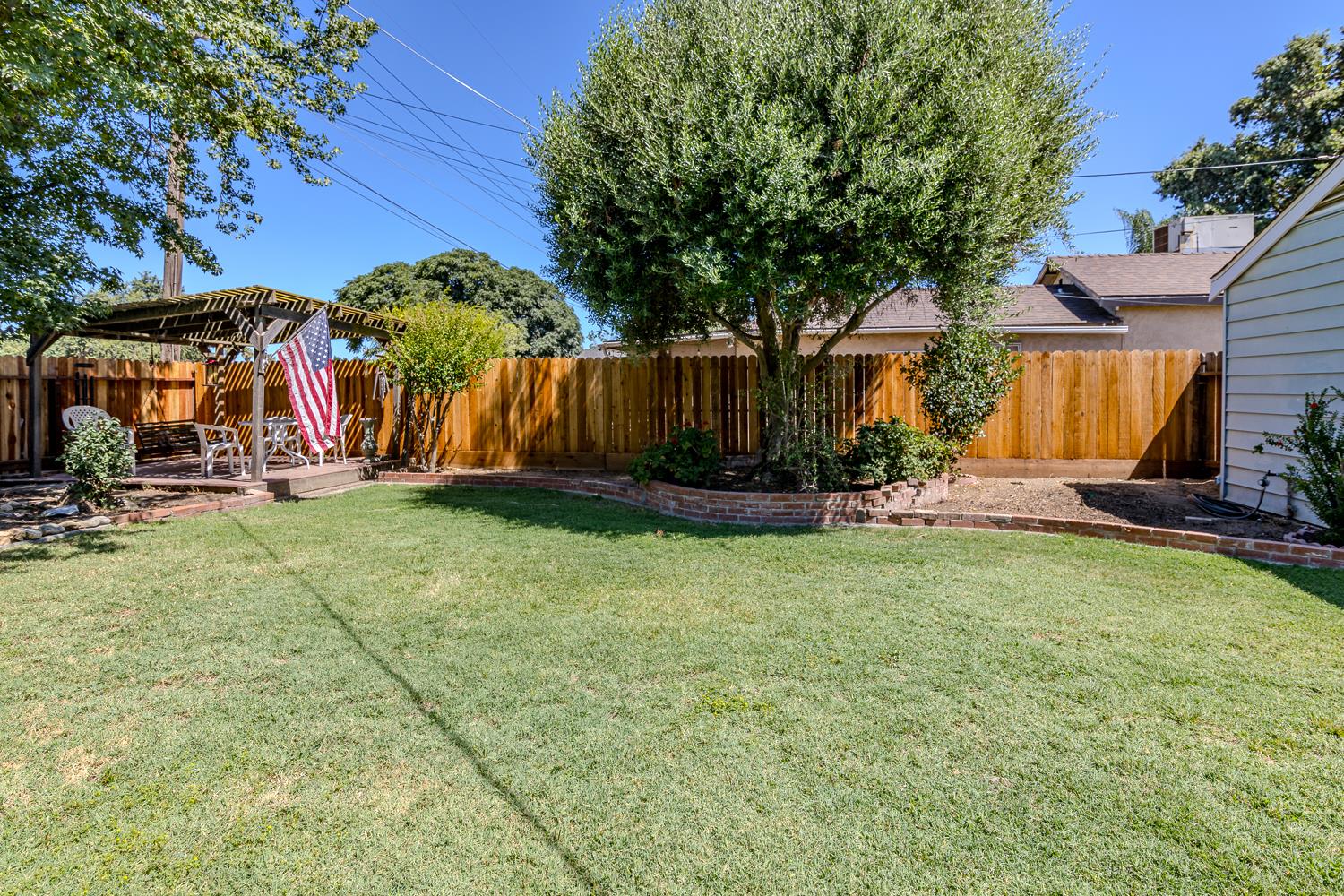 1409 Stockton Ave, Modesto, CA 95358