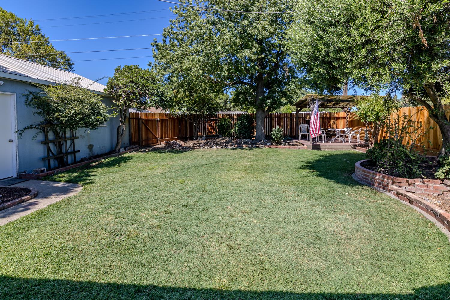 1409 Stockton Ave, Modesto, CA 95358