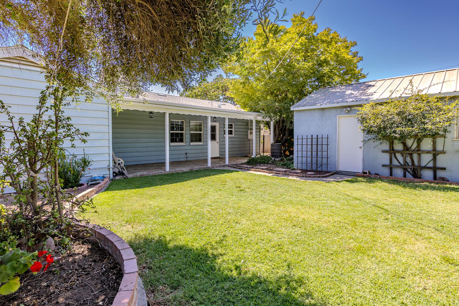 1409 Stockton Ave, Modesto, CA 95358