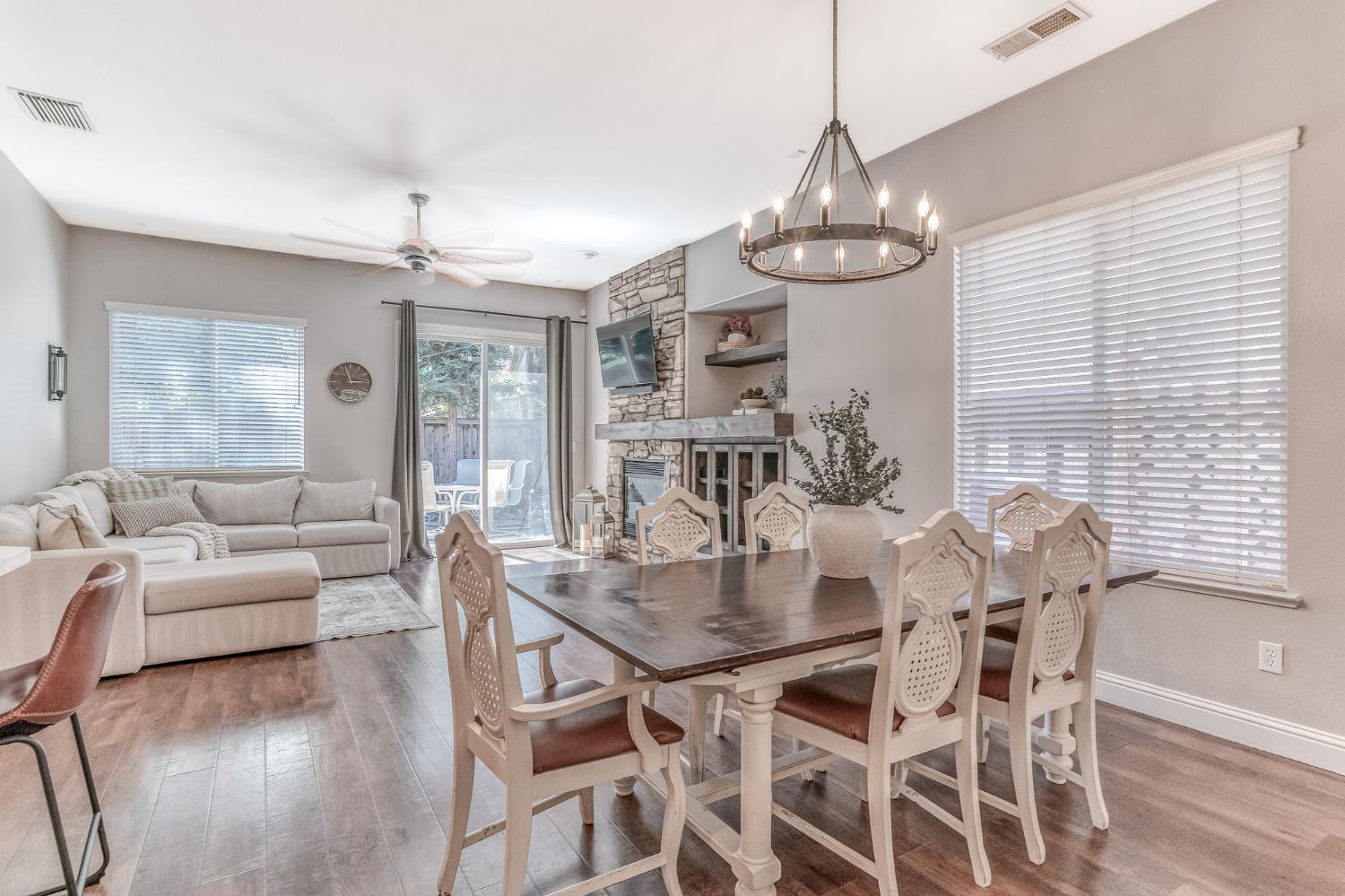 580 Old Bluff Ct, Oakdale, CA 95361