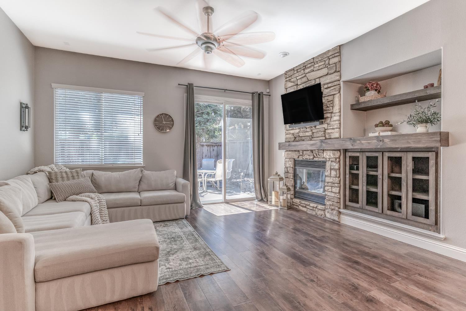 580 Old Bluff Ct, Oakdale, CA 95361