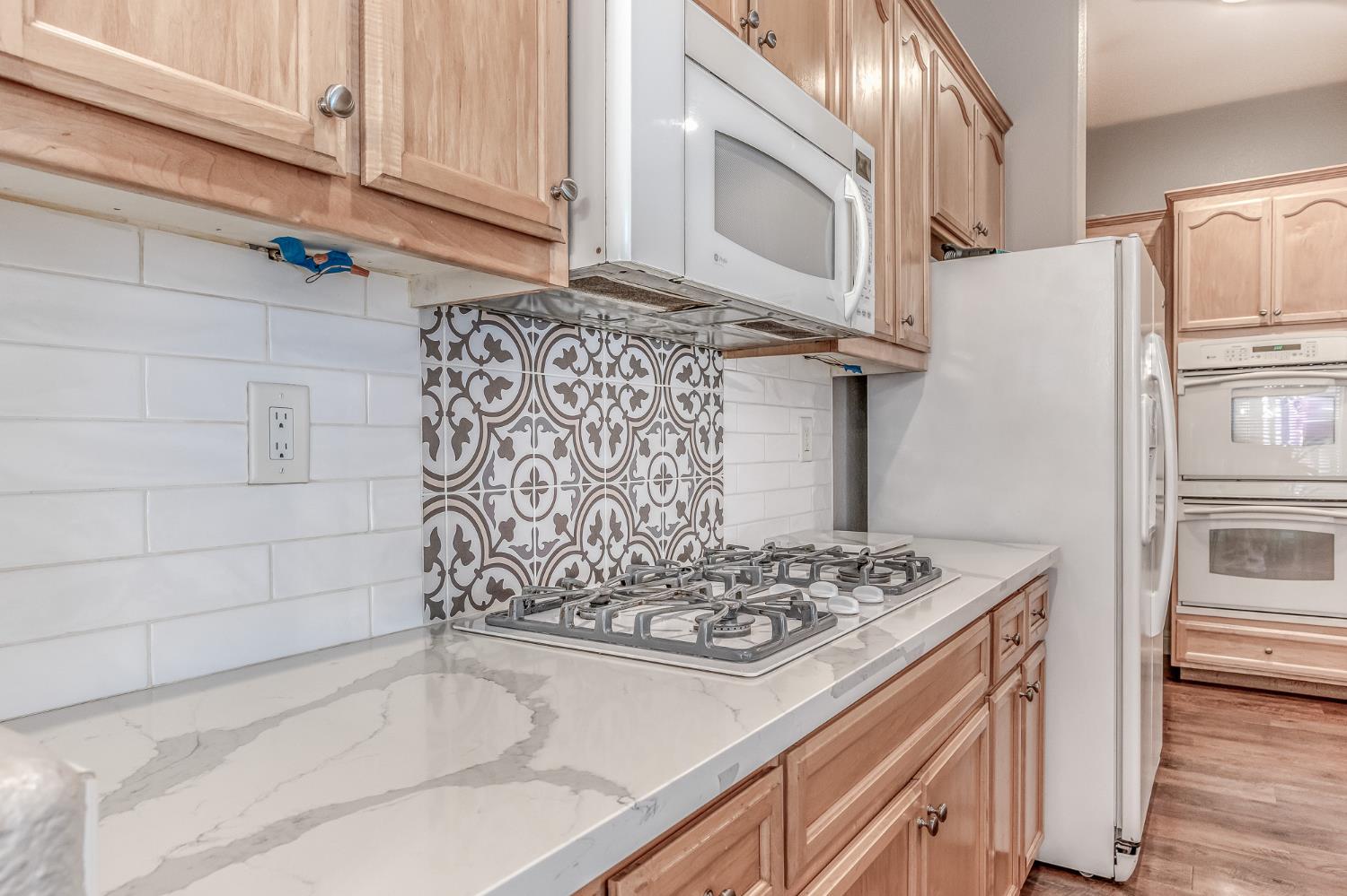580 Old Bluff Ct, Oakdale, CA 95361