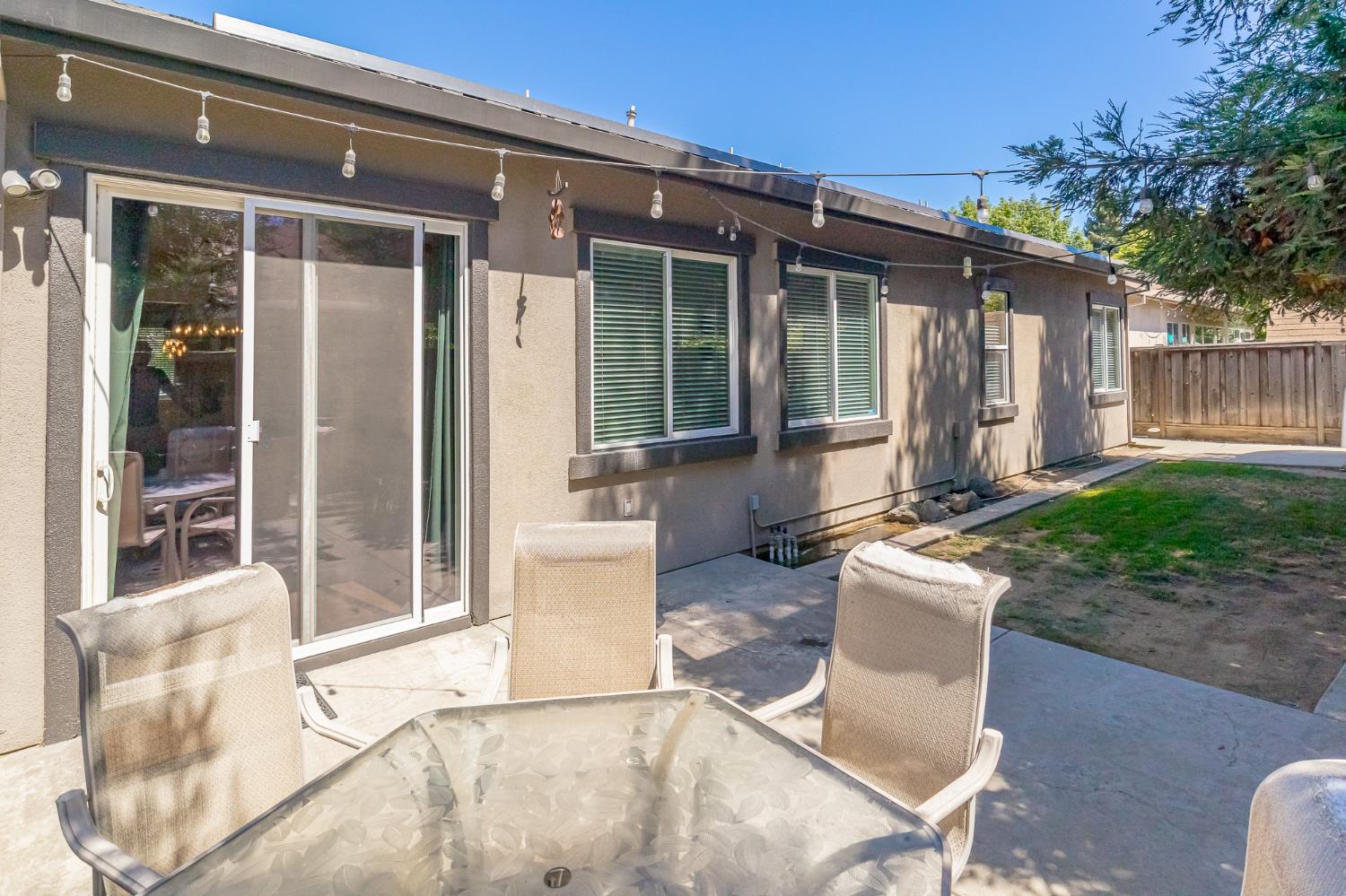 580 Old Bluff Ct, Oakdale, CA 95361